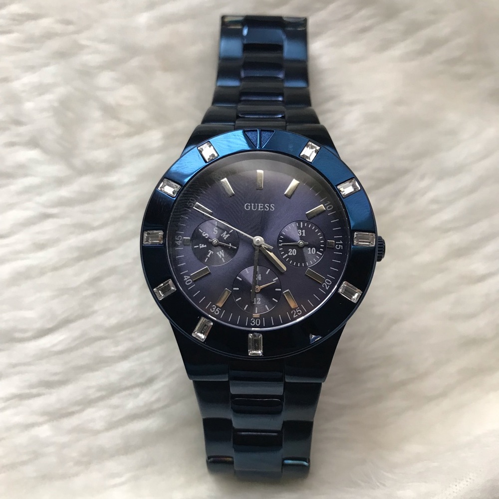Men’s Guess watch